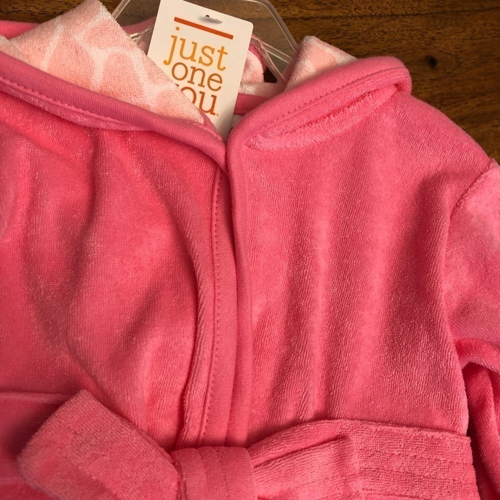 NWT girls Robe. - Picture 3 of 5